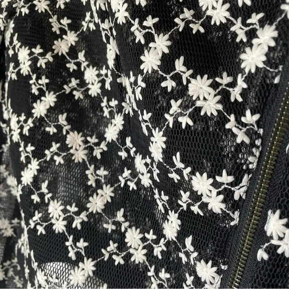 Anthropologie Sachin & Babi Black Mesh Floral
Embroidered Moto Jacket Size XS - Picture 4 of 10